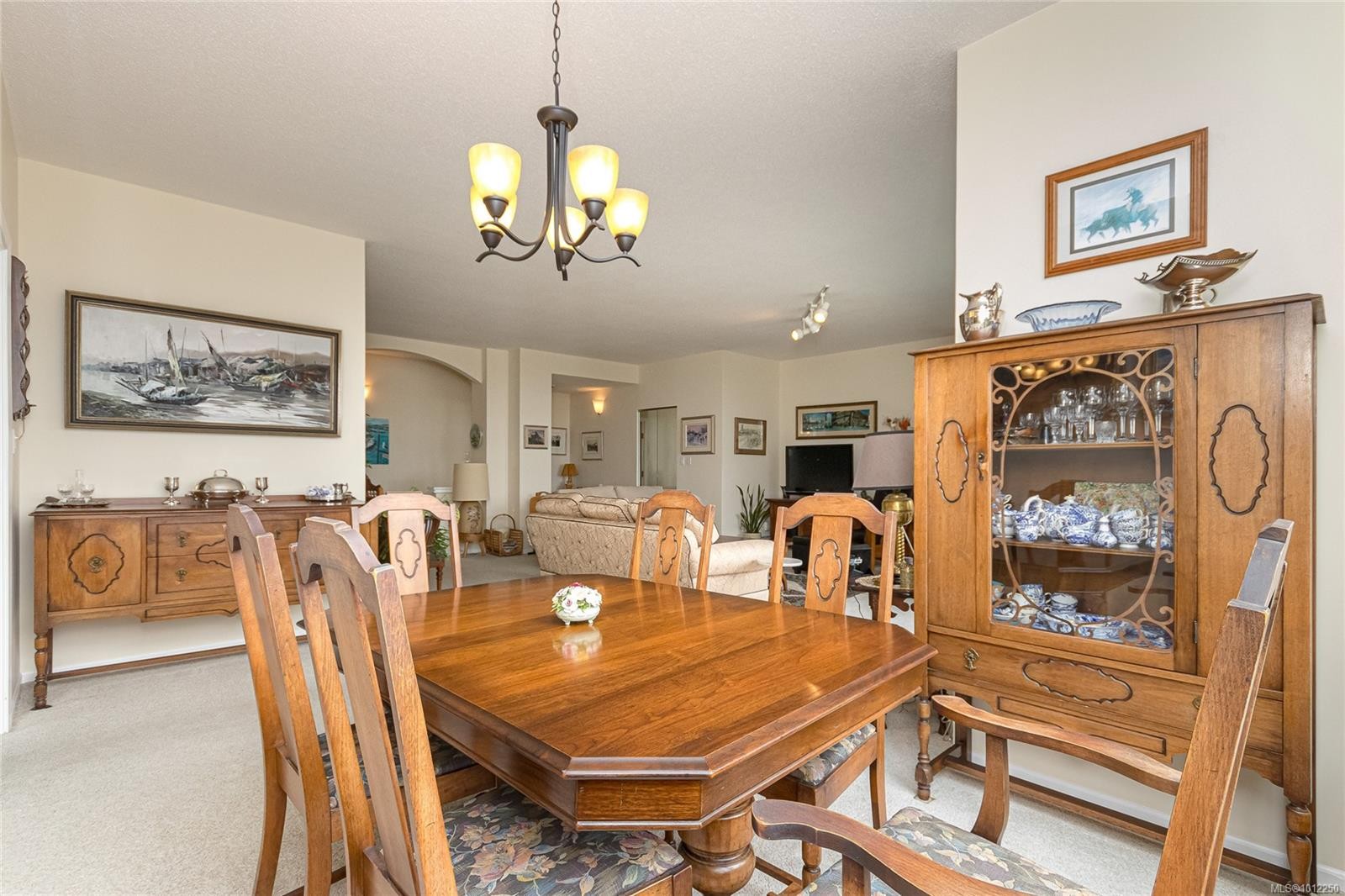 









188


Douglas

St, 530,
Victoria,




BC
V8V 2P1

