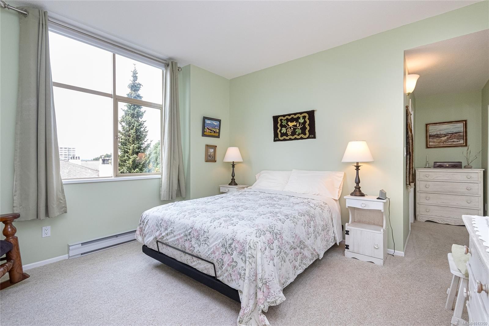 









188


Douglas

St, 530,
Victoria,




BC
V8V 2P1

