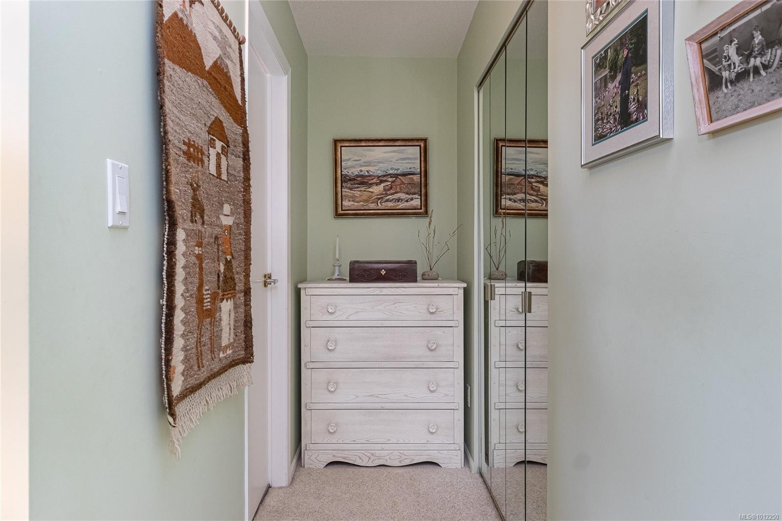 









188


Douglas

St, 530,
Victoria,




BC
V8V 2P1

