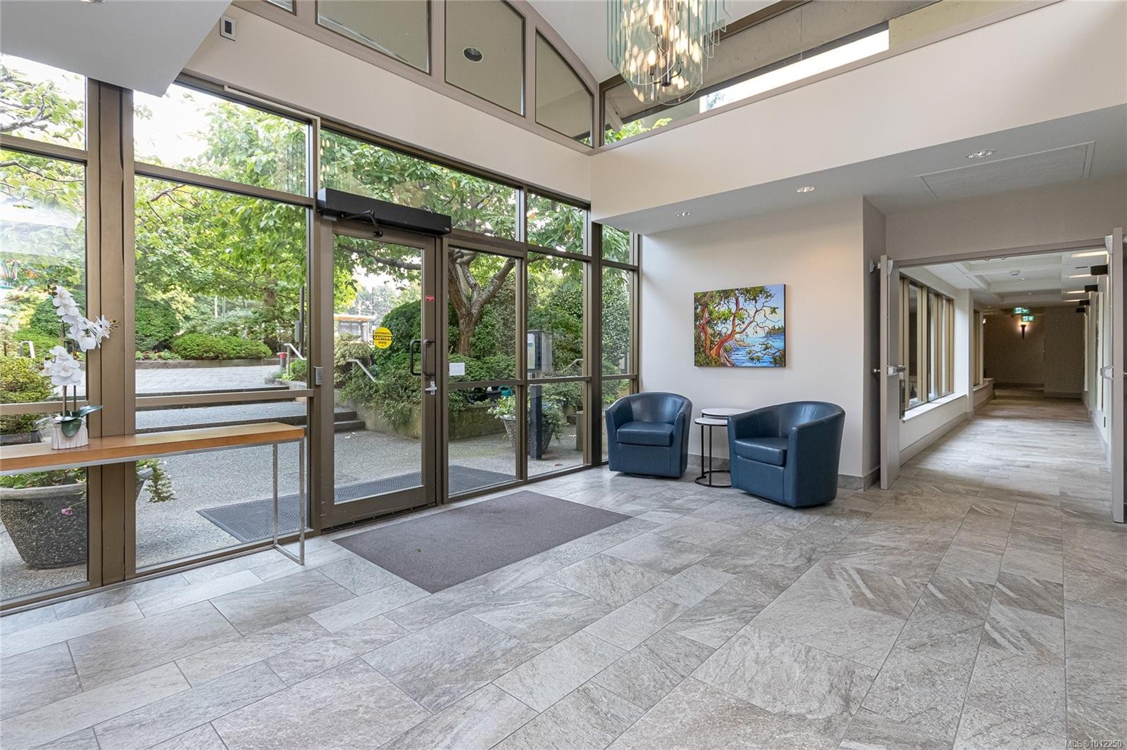 









188


Douglas

St, 530,
Victoria,




BC
V8V 2P1

