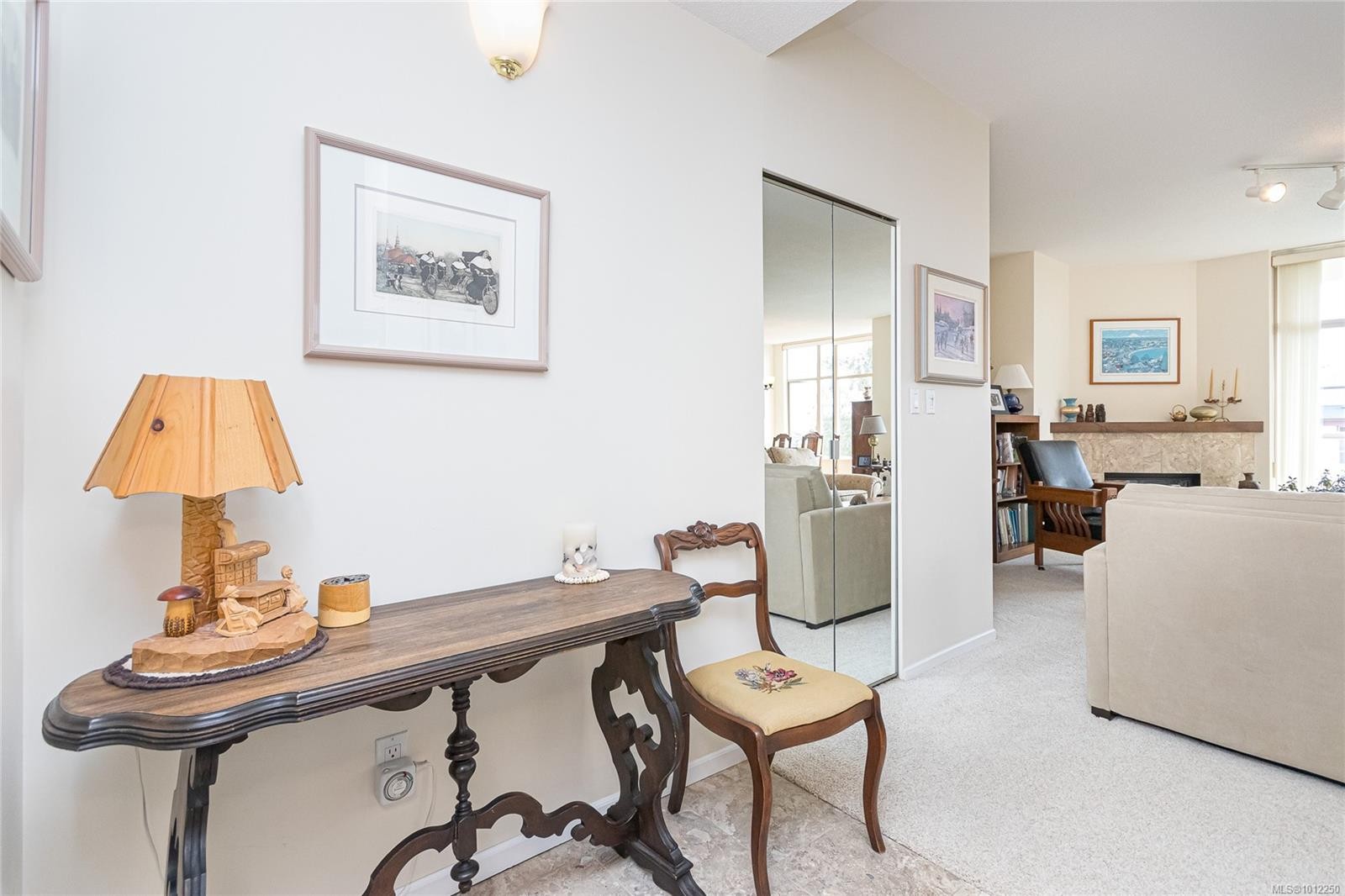 









188


Douglas

St, 530,
Victoria,




BC
V8V 2P1

