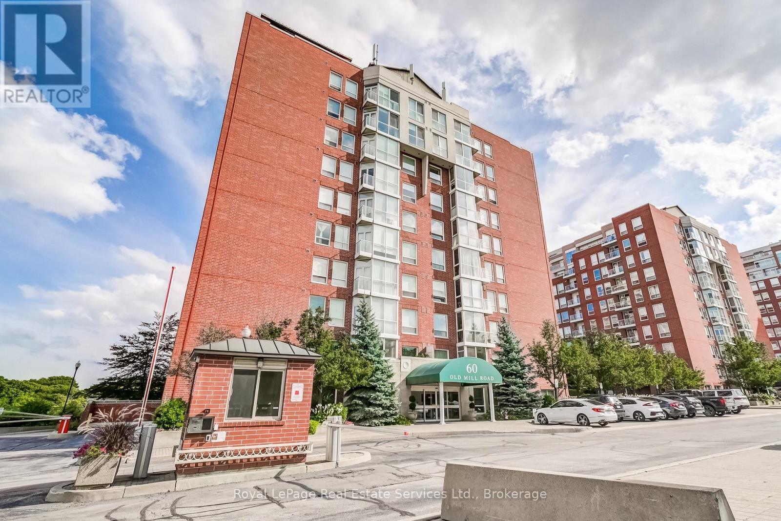 












PH1 - 60 OLD MILL ROAD

,
Oakville (OO Old Oakville),




Ontario
L6J7V9

