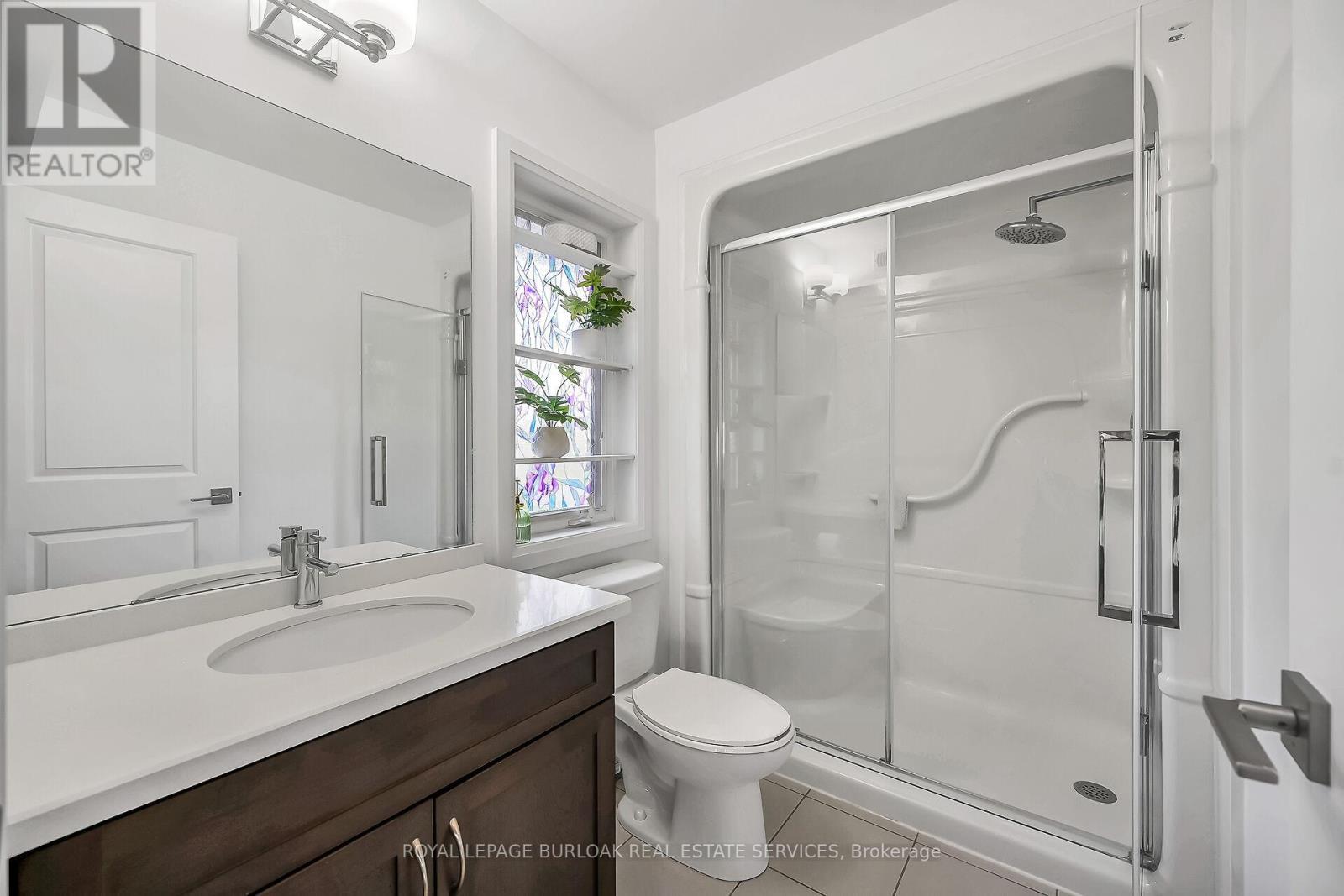 












12 - 23 ECHOVALLEY DRIVE

,
Hamilton,




Ontario
L8J0K4

