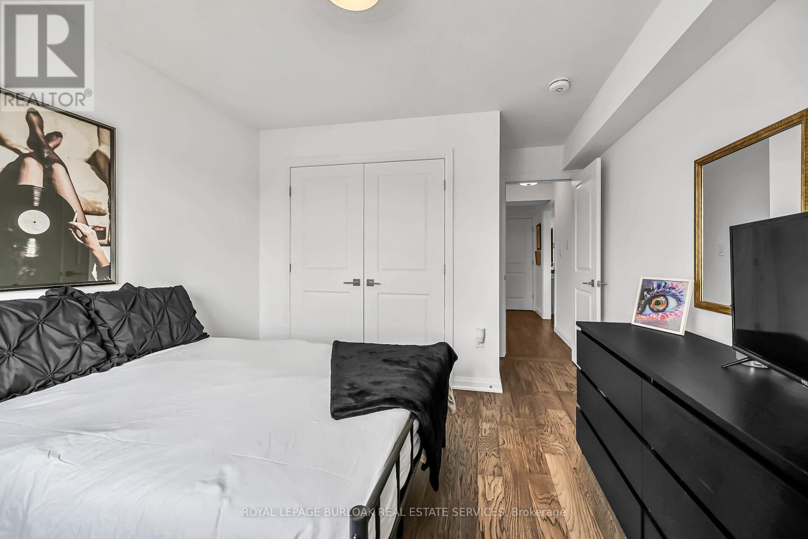












12 - 23 ECHOVALLEY DRIVE

,
Hamilton,




Ontario
L8J0K4

