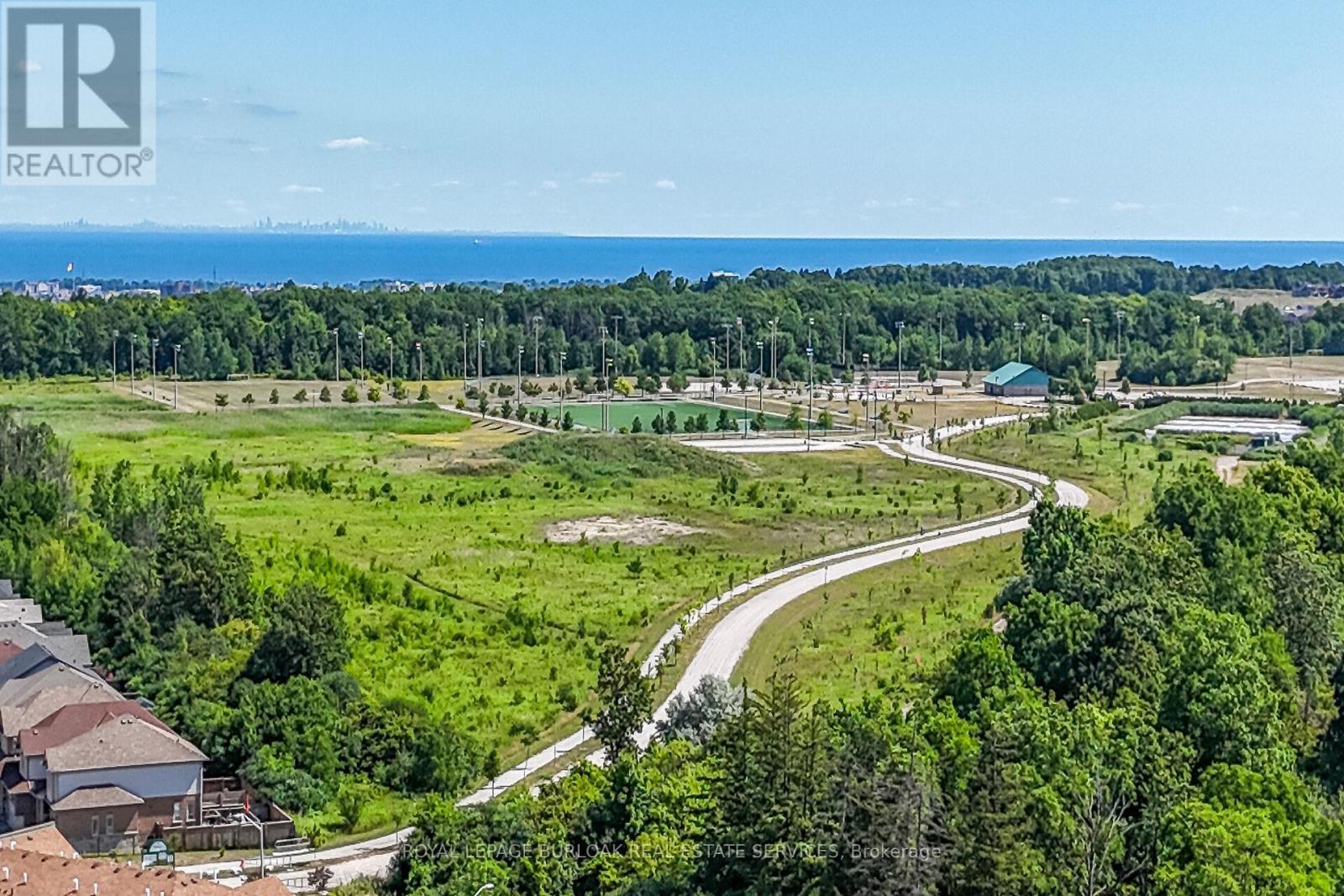 












12 - 23 ECHOVALLEY DRIVE

,
Hamilton,




Ontario
L8J0K4

