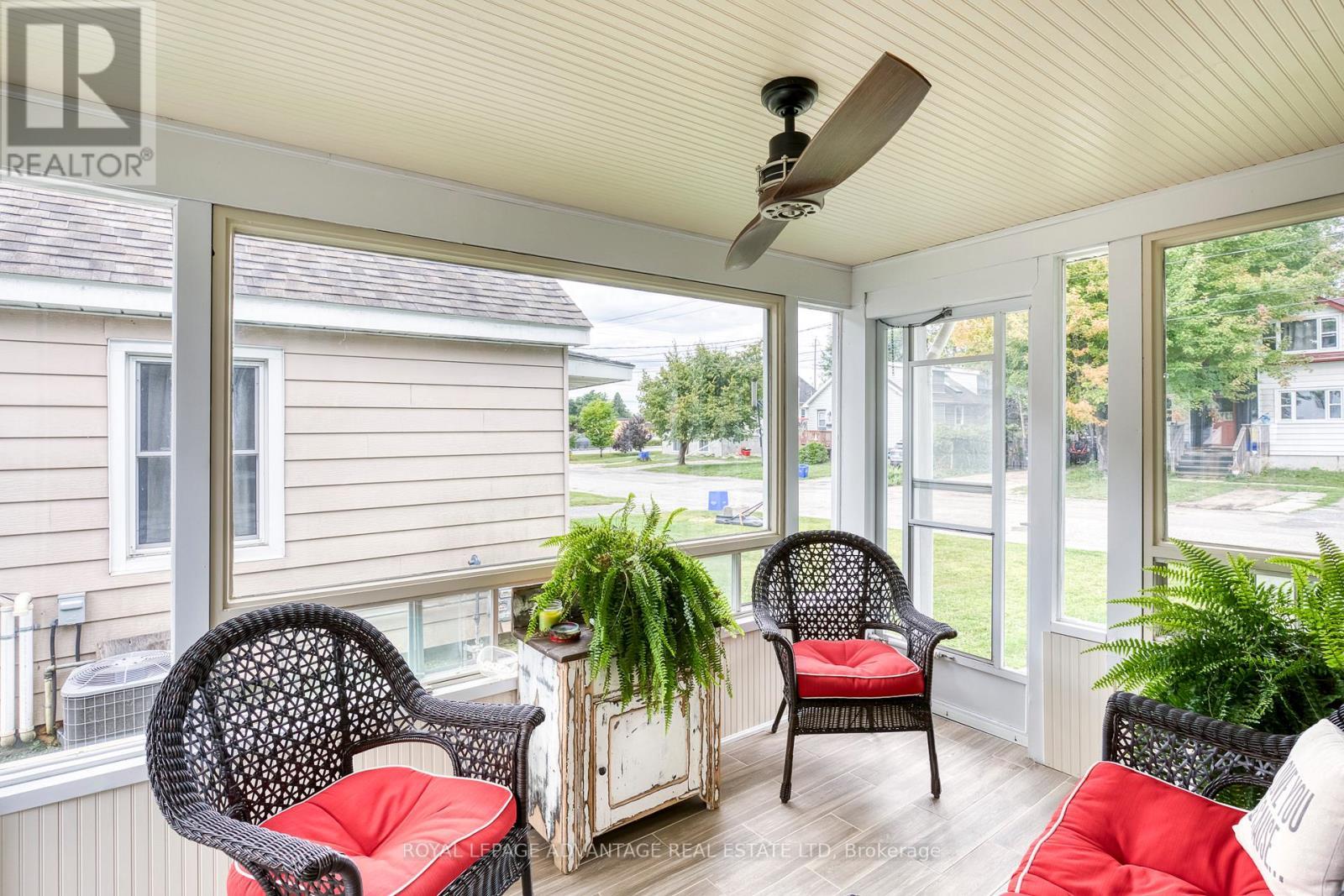 












8 GEORGE AVENUE

,
Perth,




Ontario
K7H2Y6

