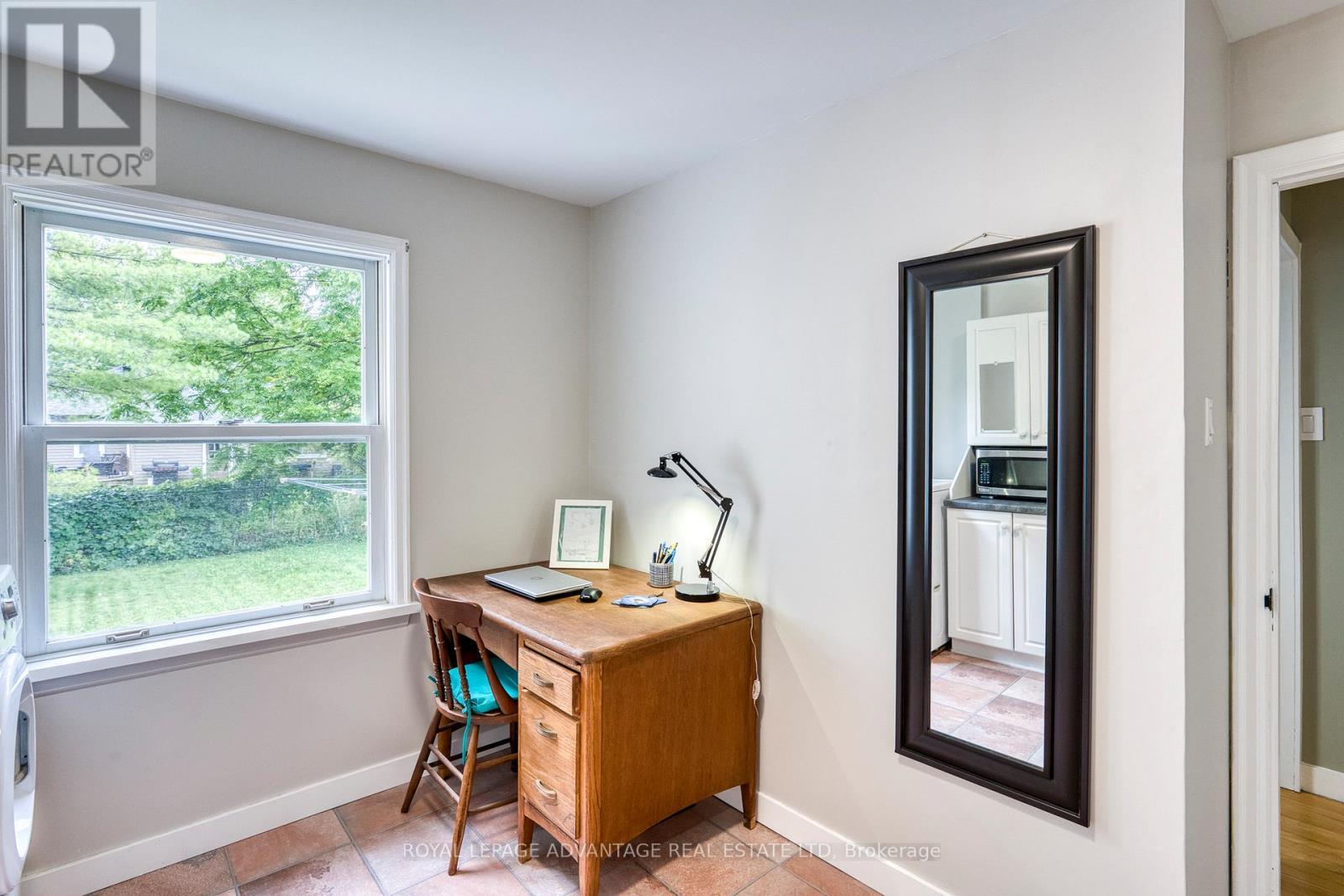 












8 GEORGE AVENUE

,
Perth,




Ontario
K7H2Y6

