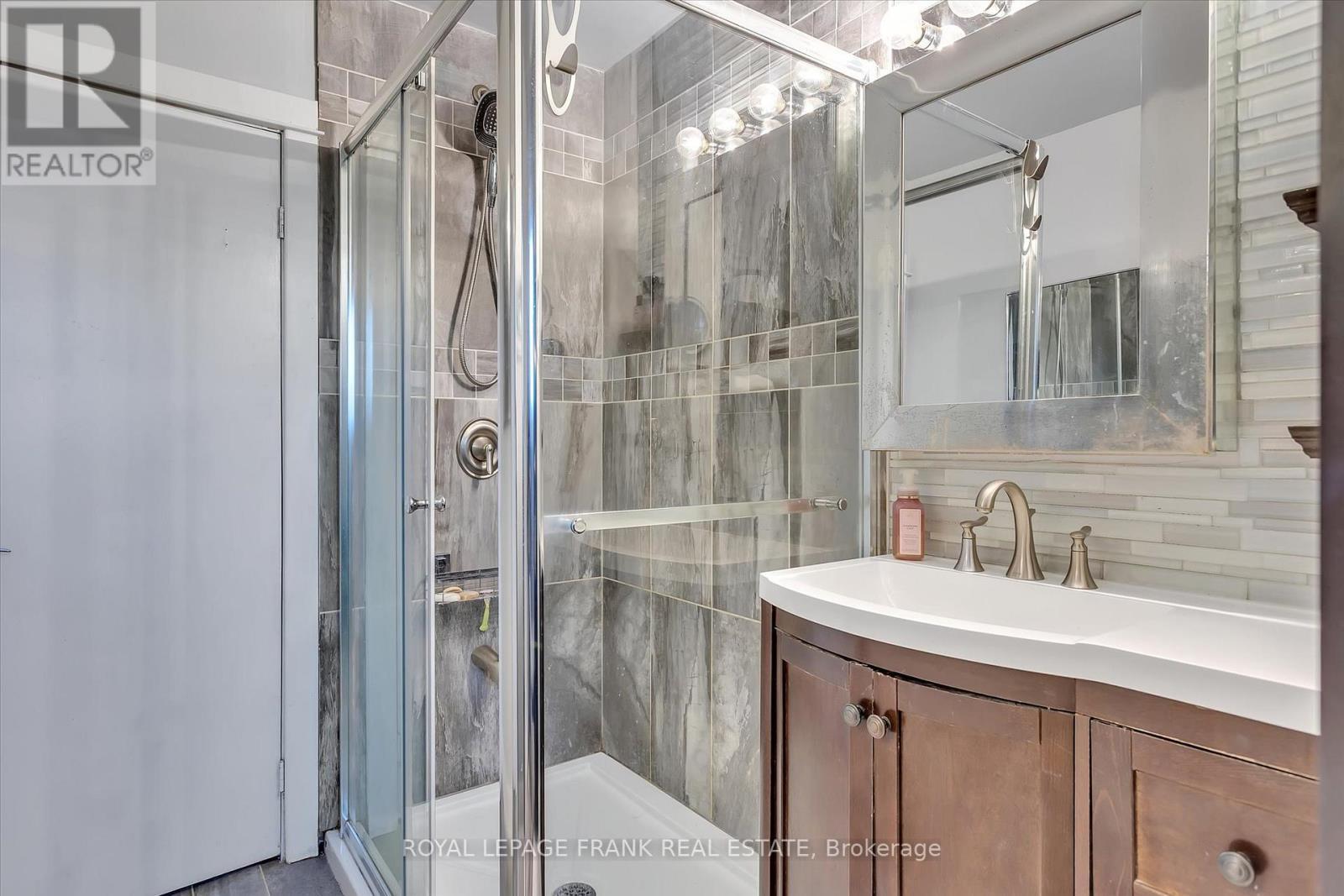 












234 STEWART LINE

,
Cavan Monaghan (Cavan Twp),




Ontario
L0A1C0

