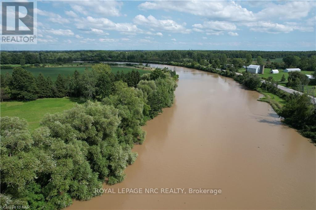 












146 RIVER ROAD

,
Pelham (Fenwick),




Ontario
L3B5N6

