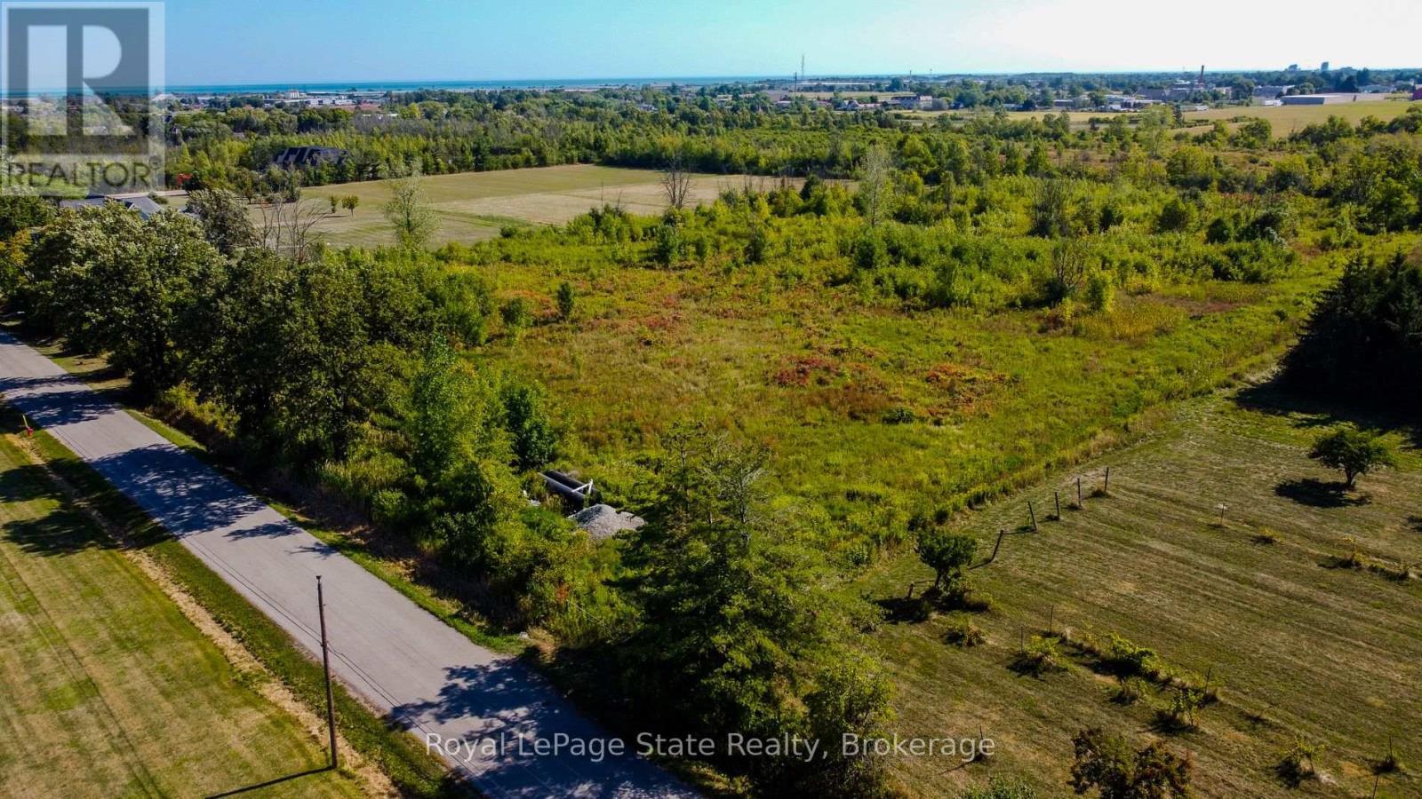 












110 JONES ROAD

,
Hamilton (Fruitland),







Ontario
L8E5J4

