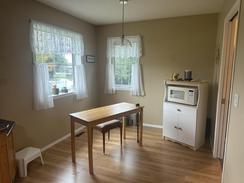 












206 3rd Street W

,
Swan River,




Manitoba
R0B1L0

