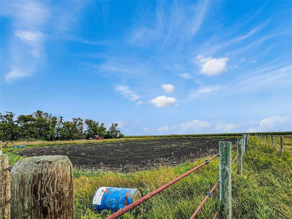 












37117 89W Road

,
Glenboro,




Manitoba
R0X0X0

