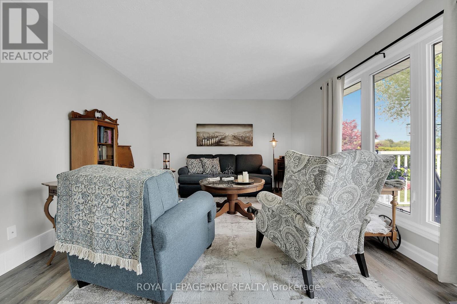 












92 HOOVER POINT LANE

,
Haldimand,




Ontario
N0A1P0

