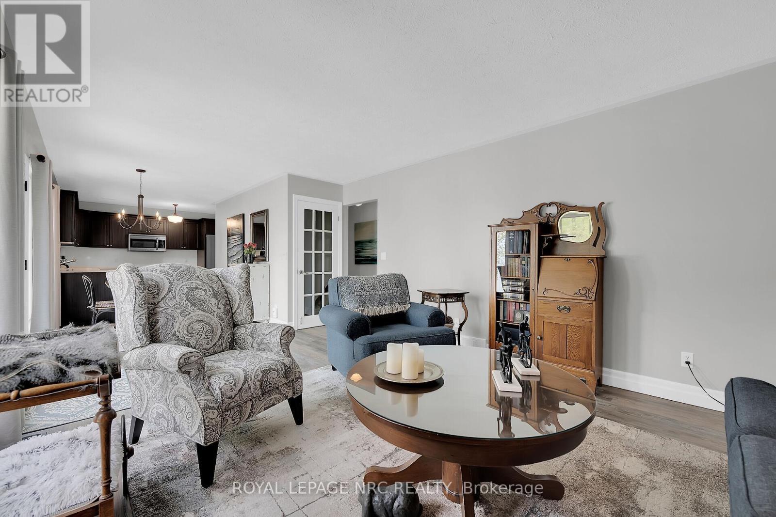 












92 HOOVER POINT LANE

,
Haldimand,




Ontario
N0A1P0

