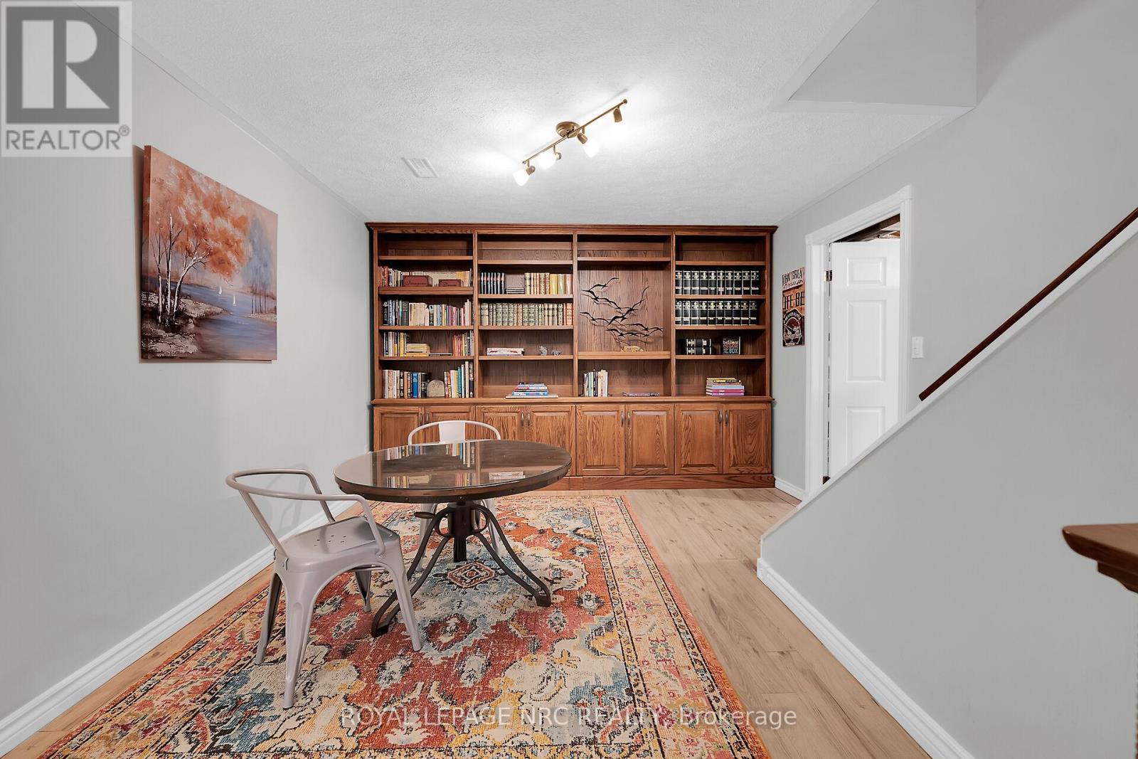 












92 HOOVER POINT LANE

,
Haldimand,




Ontario
N0A1P0

