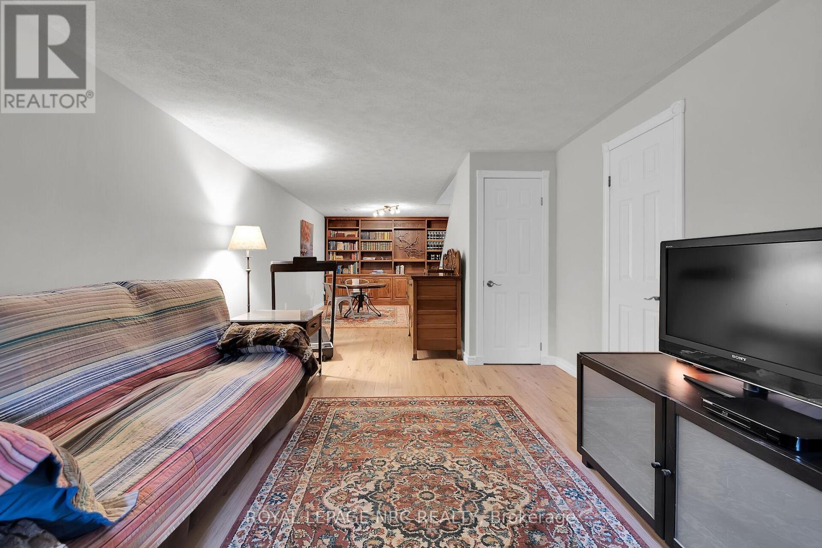 












92 HOOVER POINT LANE

,
Haldimand,




Ontario
N0A1P0

