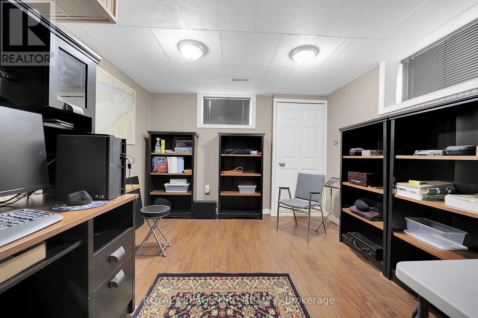 












92 HOOVER POINT LANE

,
Haldimand,




Ontario
N0A1P0

