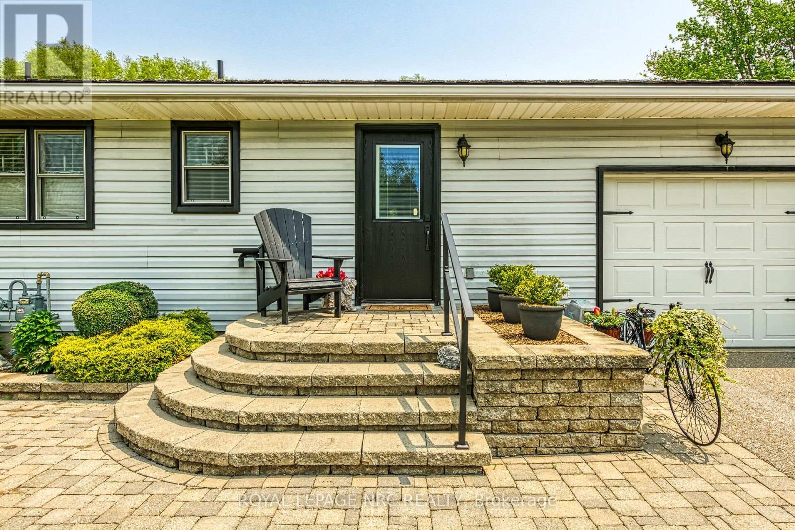 












92 HOOVER POINT LANE

,
Haldimand,




Ontario
N0A1P0

