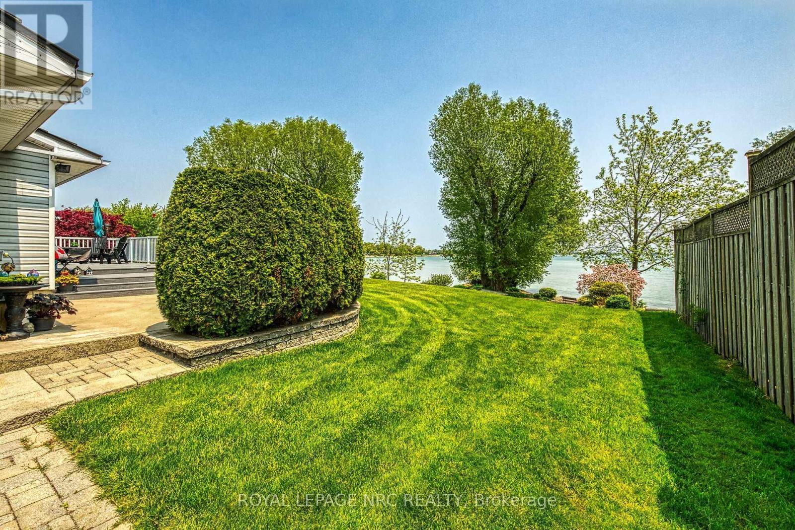 












92 HOOVER POINT LANE

,
Haldimand,




Ontario
N0A1P0

