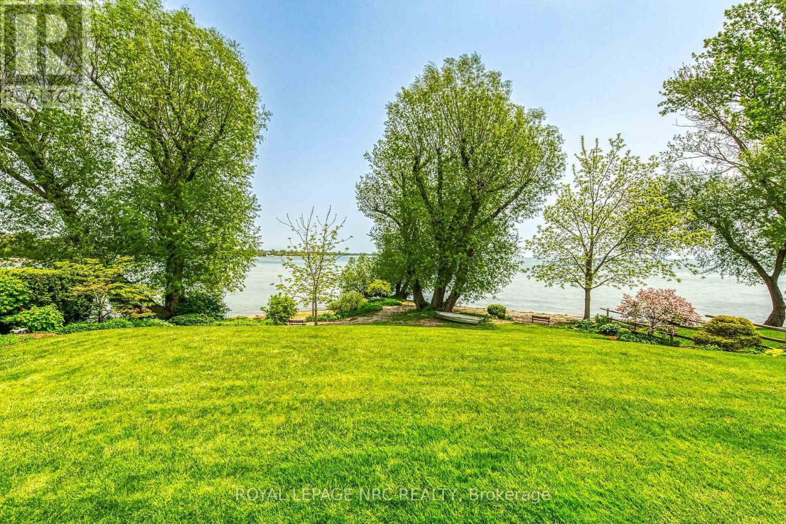 












92 HOOVER POINT LANE

,
Haldimand,




Ontario
N0A1P0

