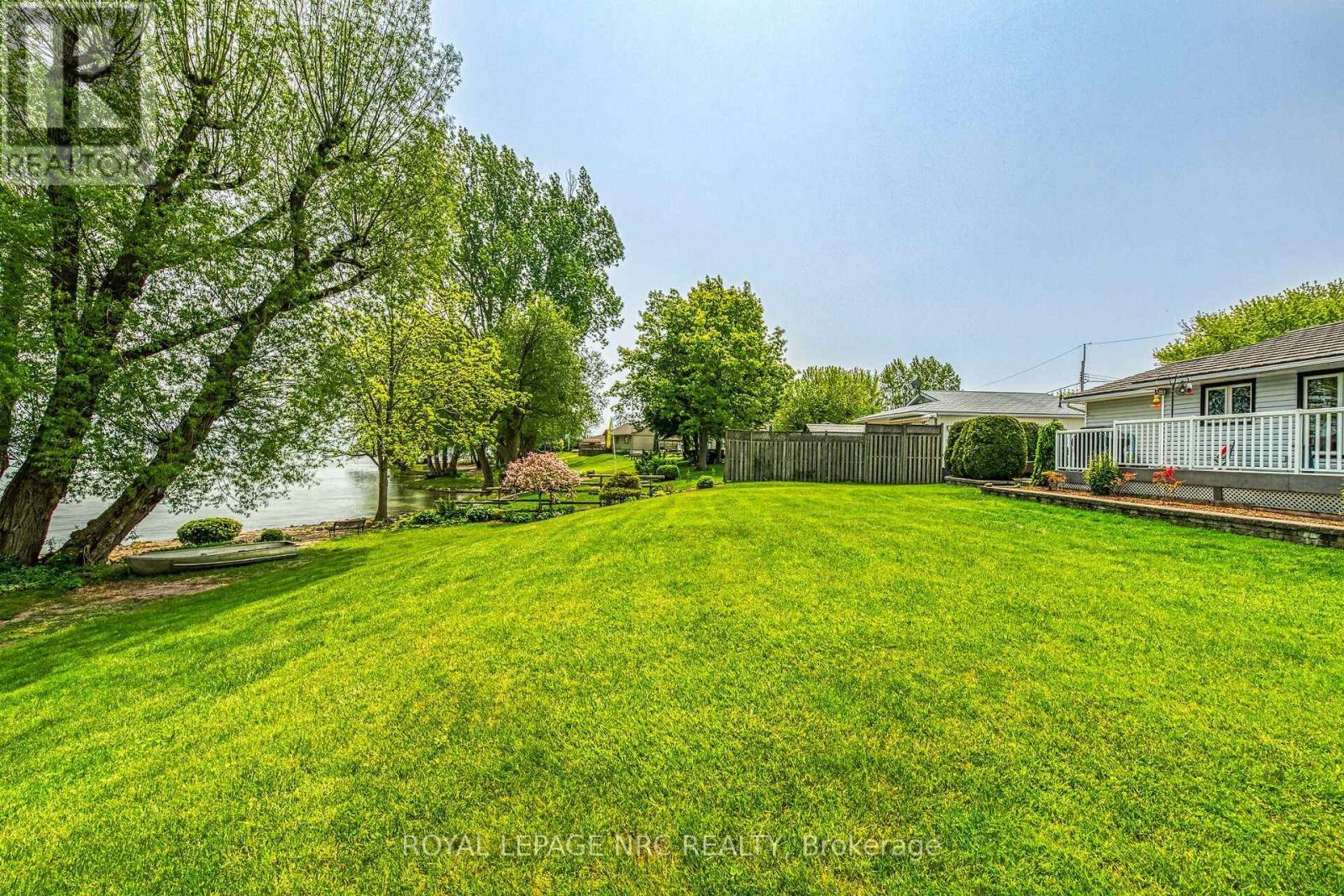 












92 HOOVER POINT LANE

,
Haldimand,




Ontario
N0A1P0

