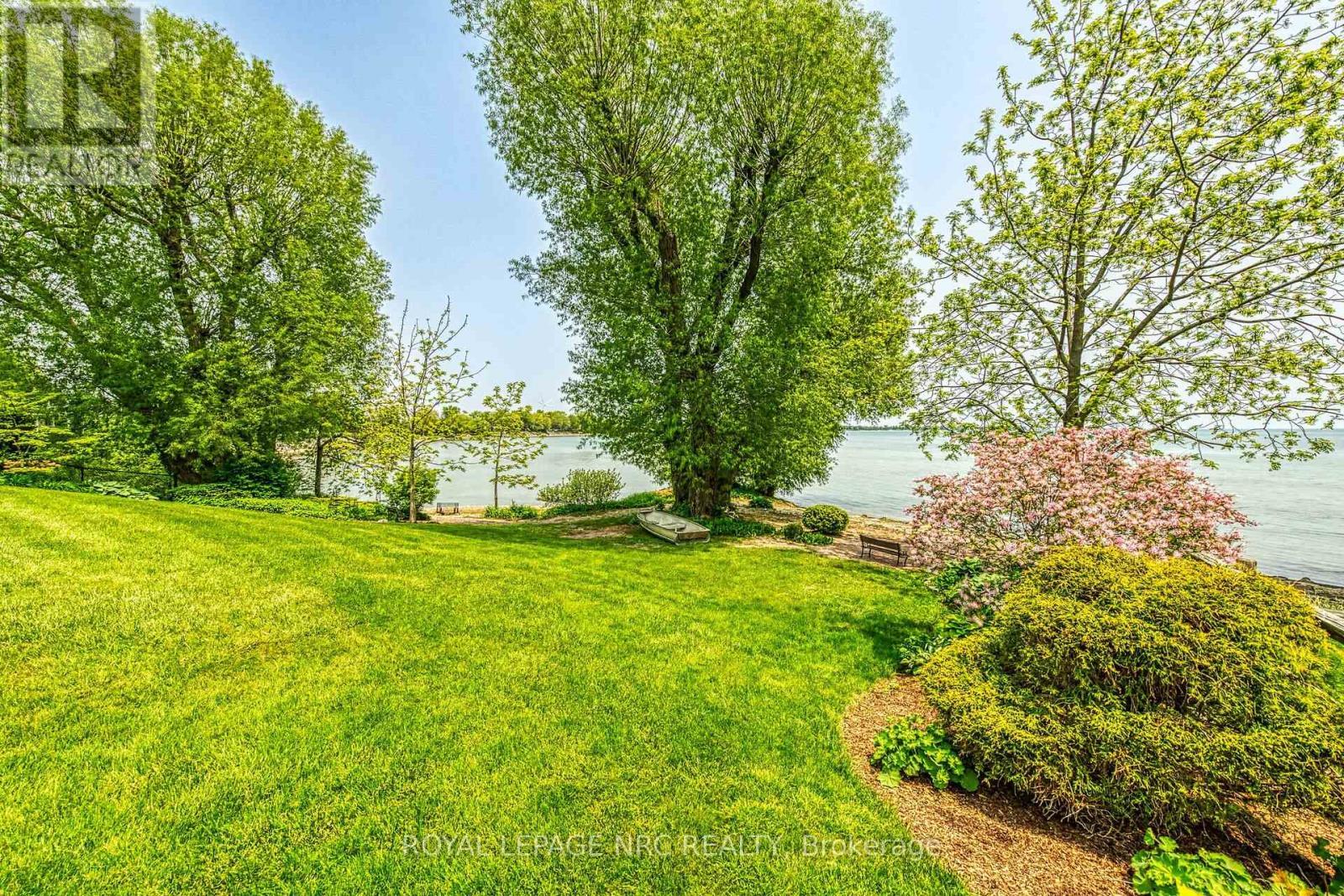 












92 HOOVER POINT LANE

,
Haldimand,




Ontario
N0A1P0

