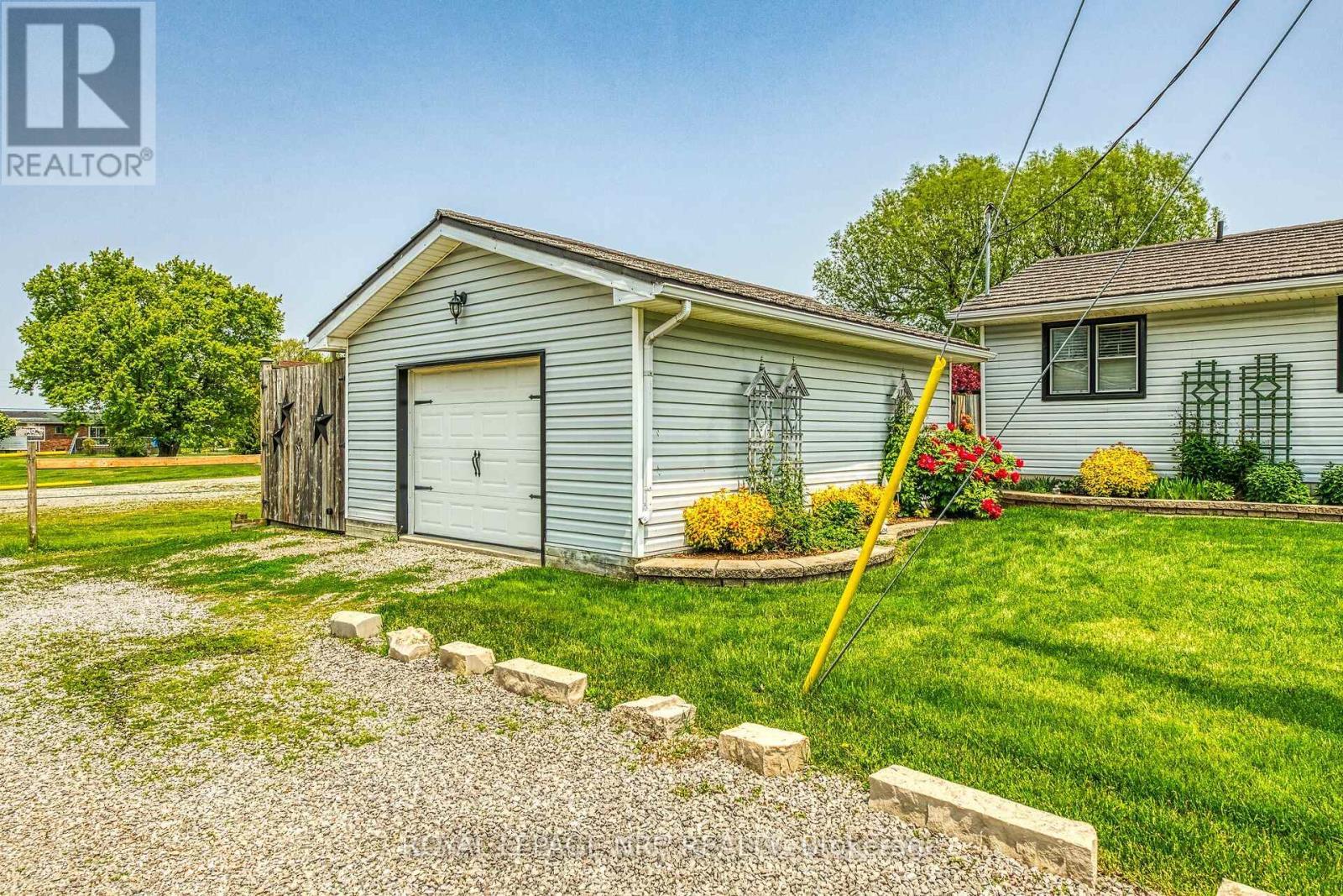 












92 HOOVER POINT LANE

,
Haldimand,




Ontario
N0A1P0

