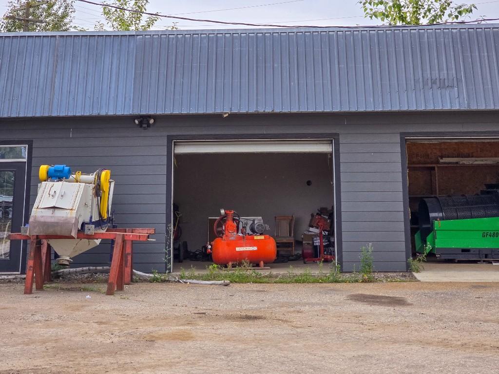









1660


Shuswap

Avenue,
Lumby,




BC
V0E 2G7

