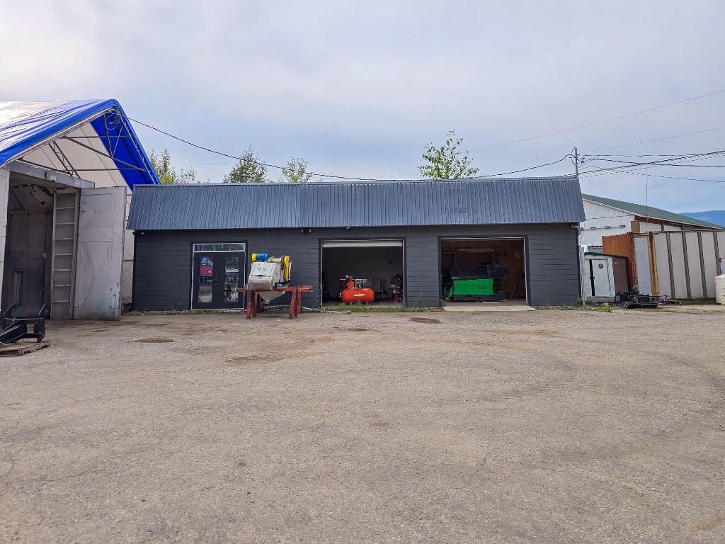 









1660


Shuswap

Avenue,
Lumby,




BC
V0E 2G7

