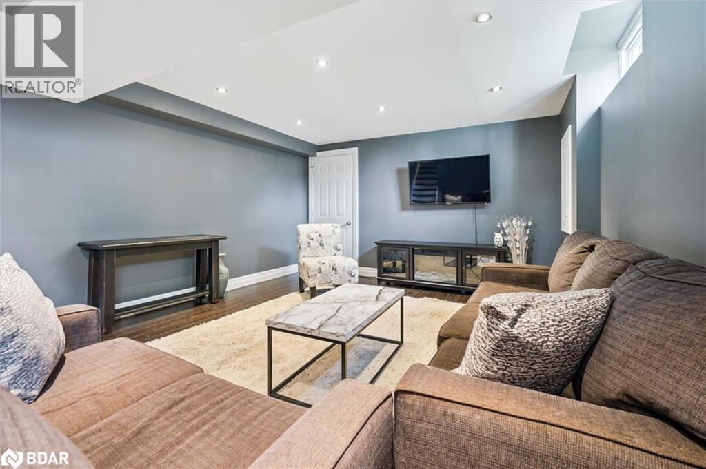 












255 DEERPATH Drive

,
Guelph,




Ontario
N1K1T8

