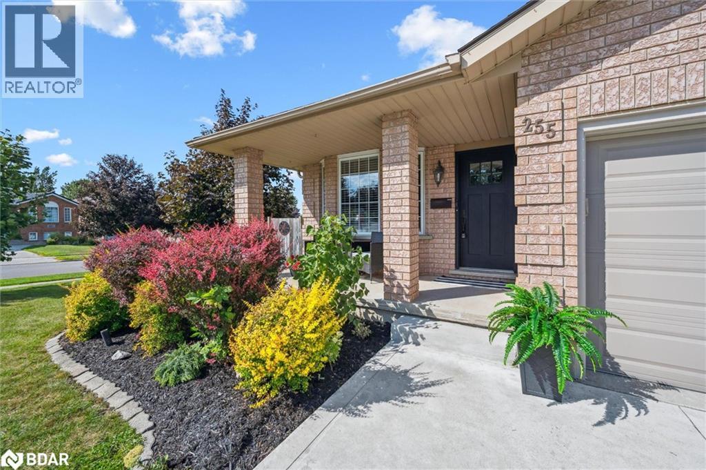 












255 DEERPATH Drive

,
Guelph,




Ontario
N1K1T8

