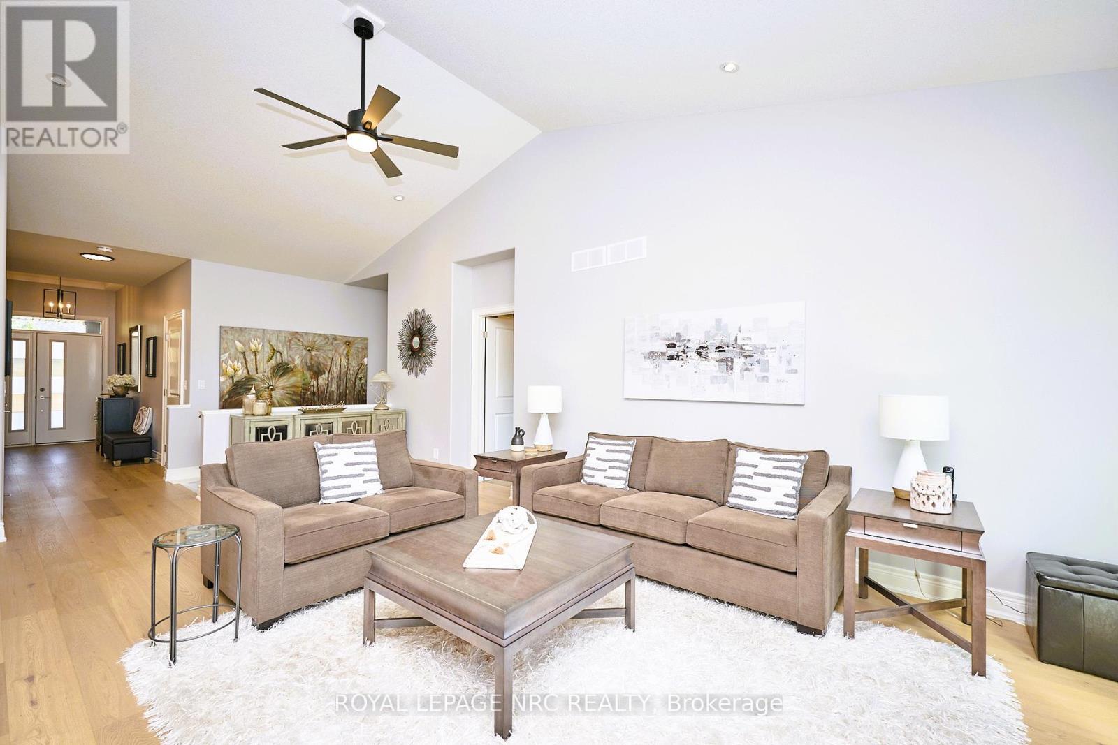 












54 - 154 PORT ROBINSON ROAD

,
Pelham (Fonthill),




Ontario
L0S1E6

