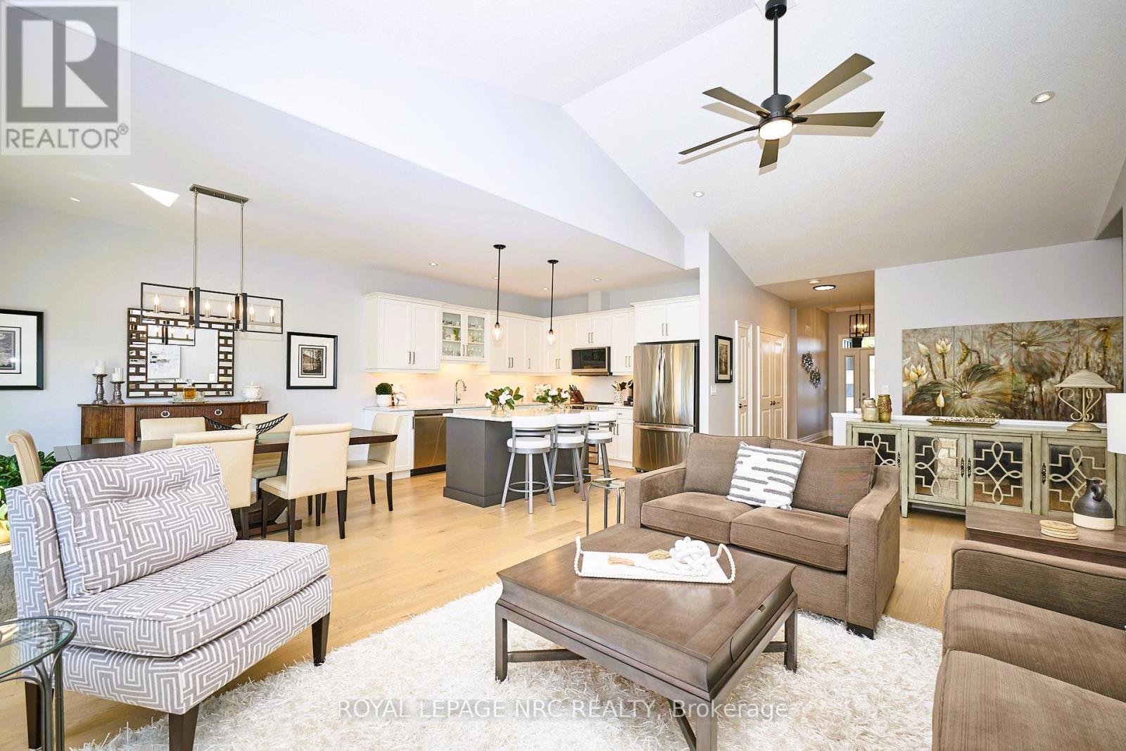 












54 - 154 PORT ROBINSON ROAD

,
Pelham (Fonthill),




Ontario
L0S1E6

