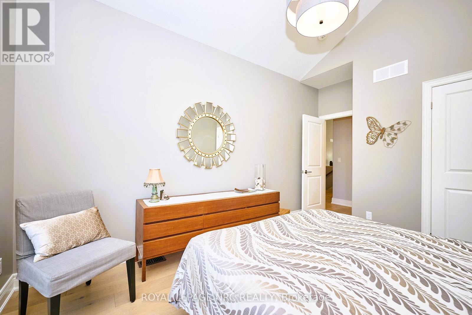 












54 - 154 PORT ROBINSON ROAD

,
Pelham (Fonthill),




Ontario
L0S1E6

