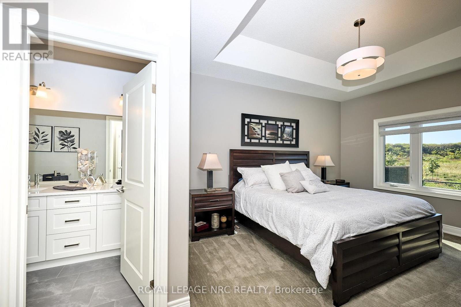 












54 - 154 PORT ROBINSON ROAD

,
Pelham (Fonthill),




Ontario
L0S1E6

