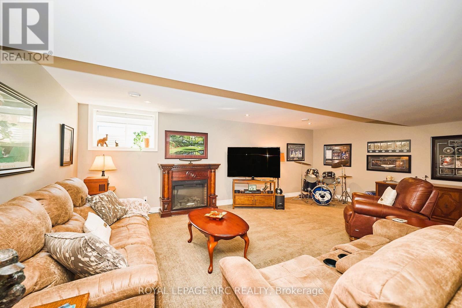 












54 - 154 PORT ROBINSON ROAD

,
Pelham (Fonthill),




Ontario
L0S1E6

