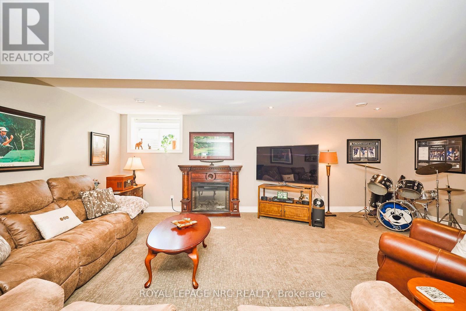 












54 - 154 PORT ROBINSON ROAD

,
Pelham (Fonthill),




Ontario
L0S1E6

