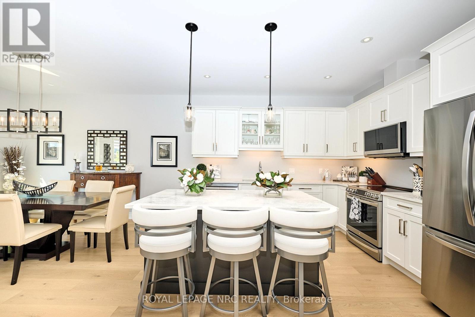 












54 - 154 PORT ROBINSON ROAD

,
Pelham (Fonthill),




Ontario
L0S1E6

