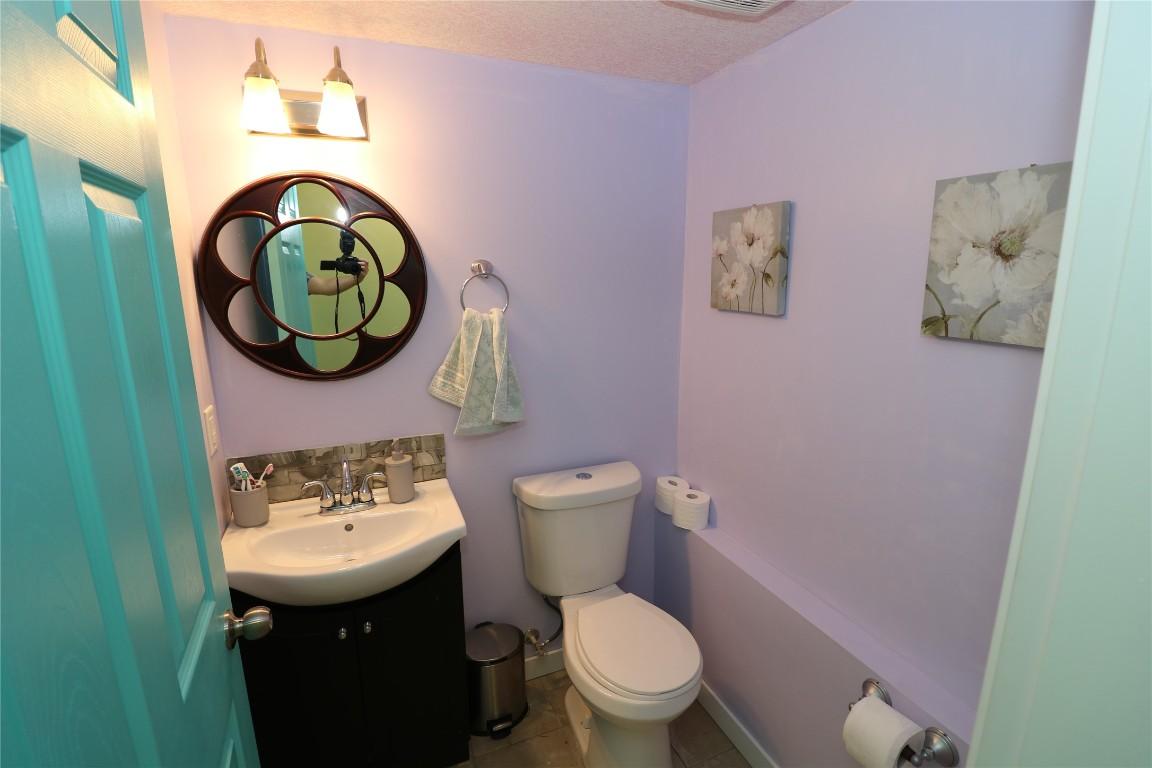 









82


Peregrine

Way,
Vernon,




BC
V1H 1E4


