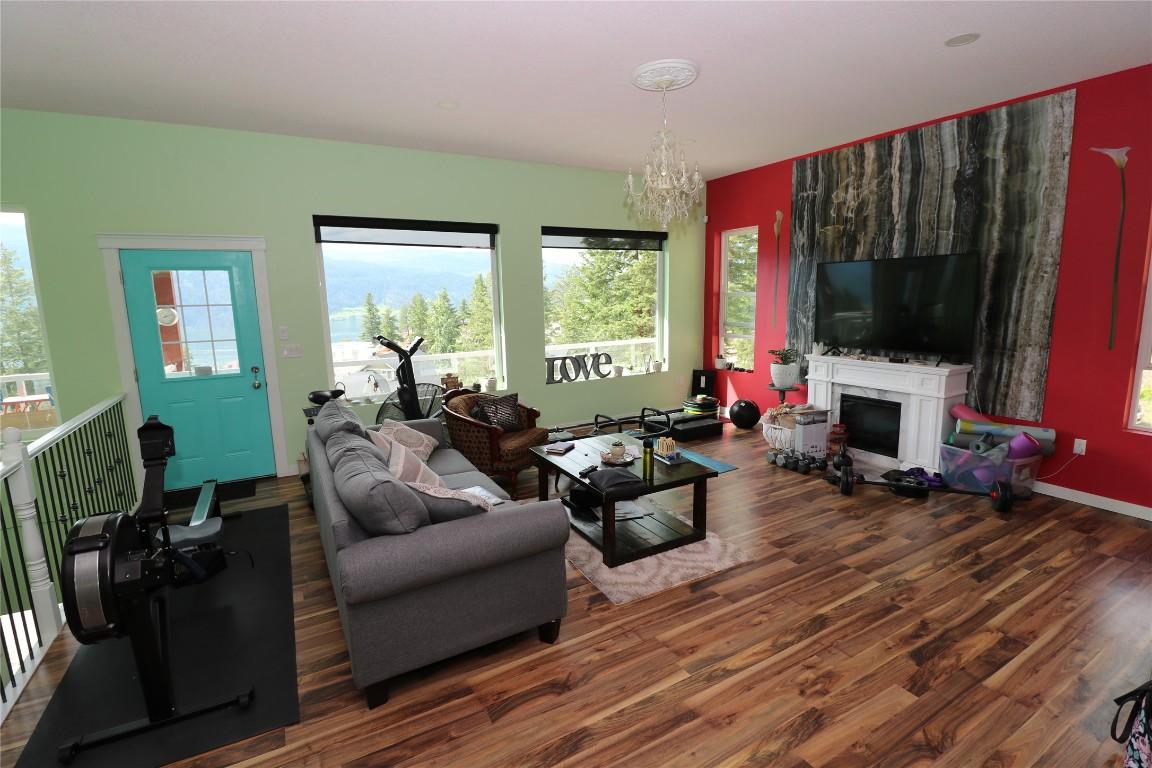 









82


Peregrine

Way,
Vernon,




BC
V1H 1E4

