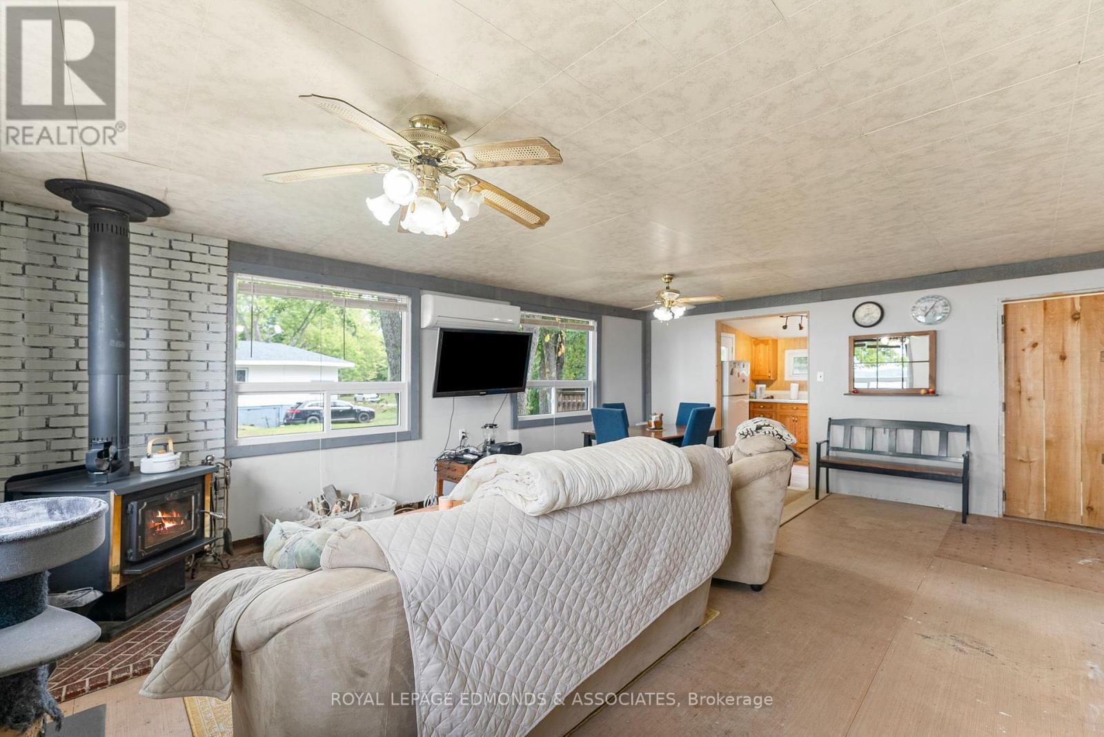 












45 GREATVIEW TRAIL

,
Whitewater Region,




Ontario
K8A6W2

