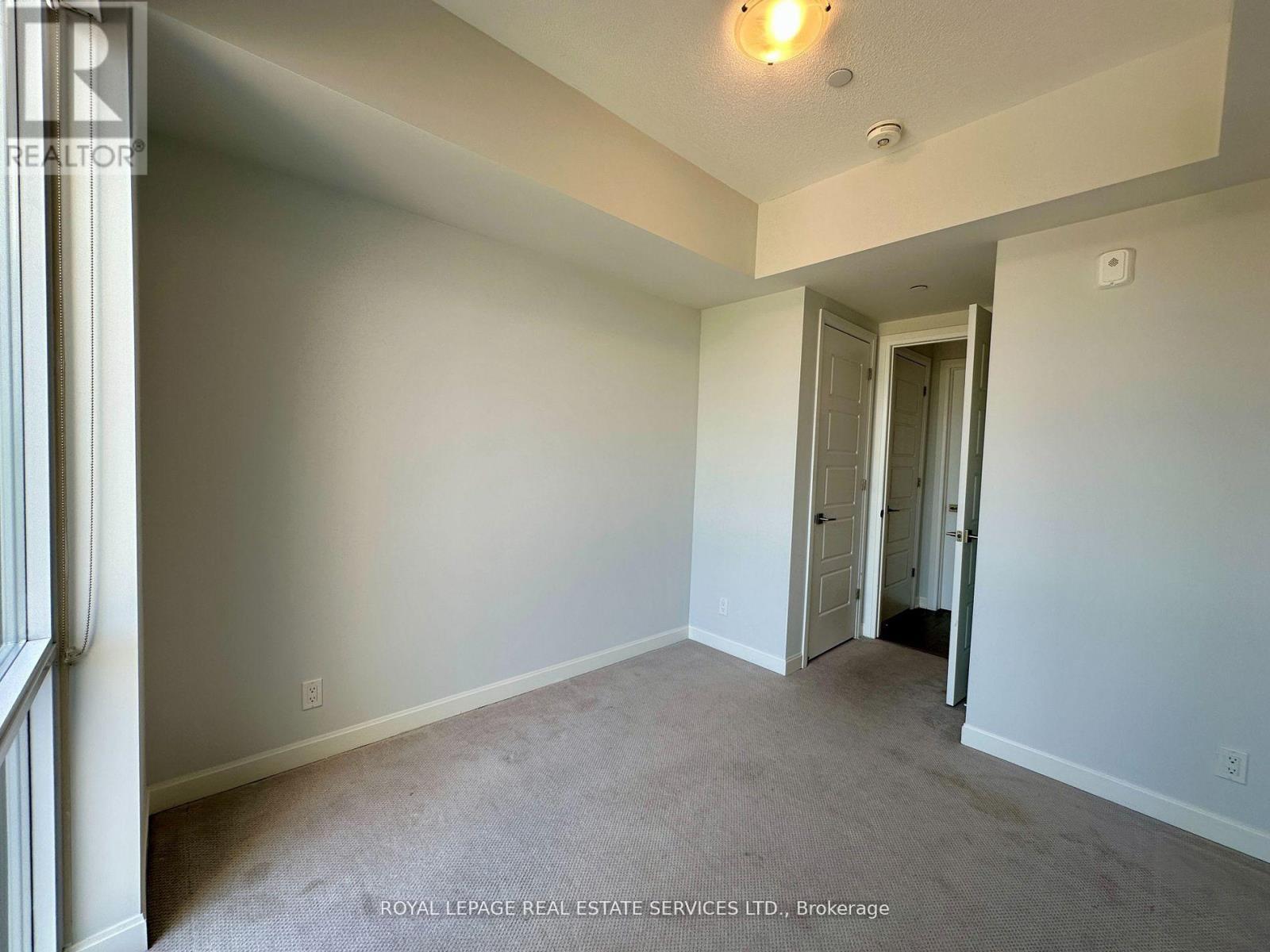 












410 - 3028 CREEKSHORE COMMON

,
Oakville,




Ontario
L6M5K6

