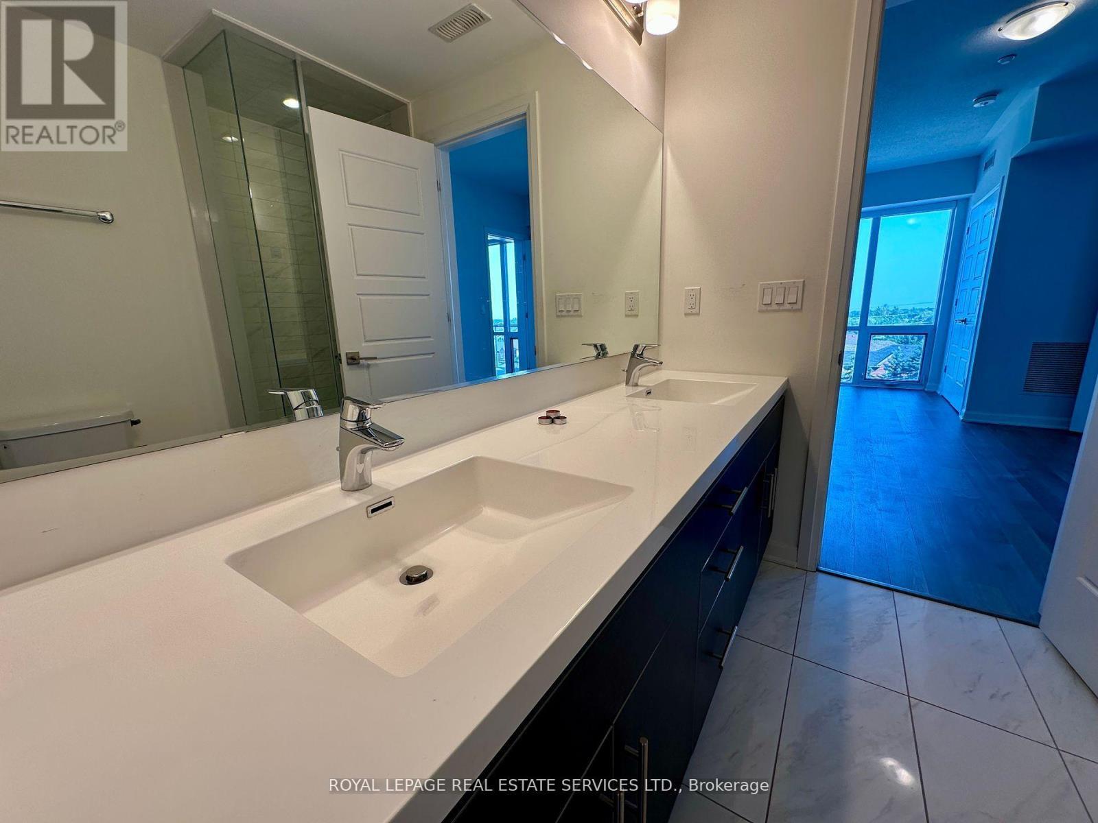 












410 - 3028 CREEKSHORE COMMON

,
Oakville,




Ontario
L6M5K6

