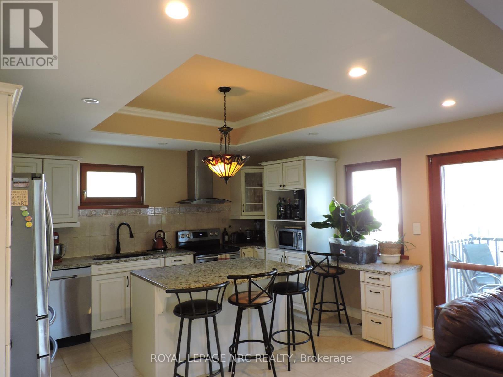 












340 OXFORD AVENUE

,
Fort Erie (Crystal Beach),




Ontario
L0S1B0


