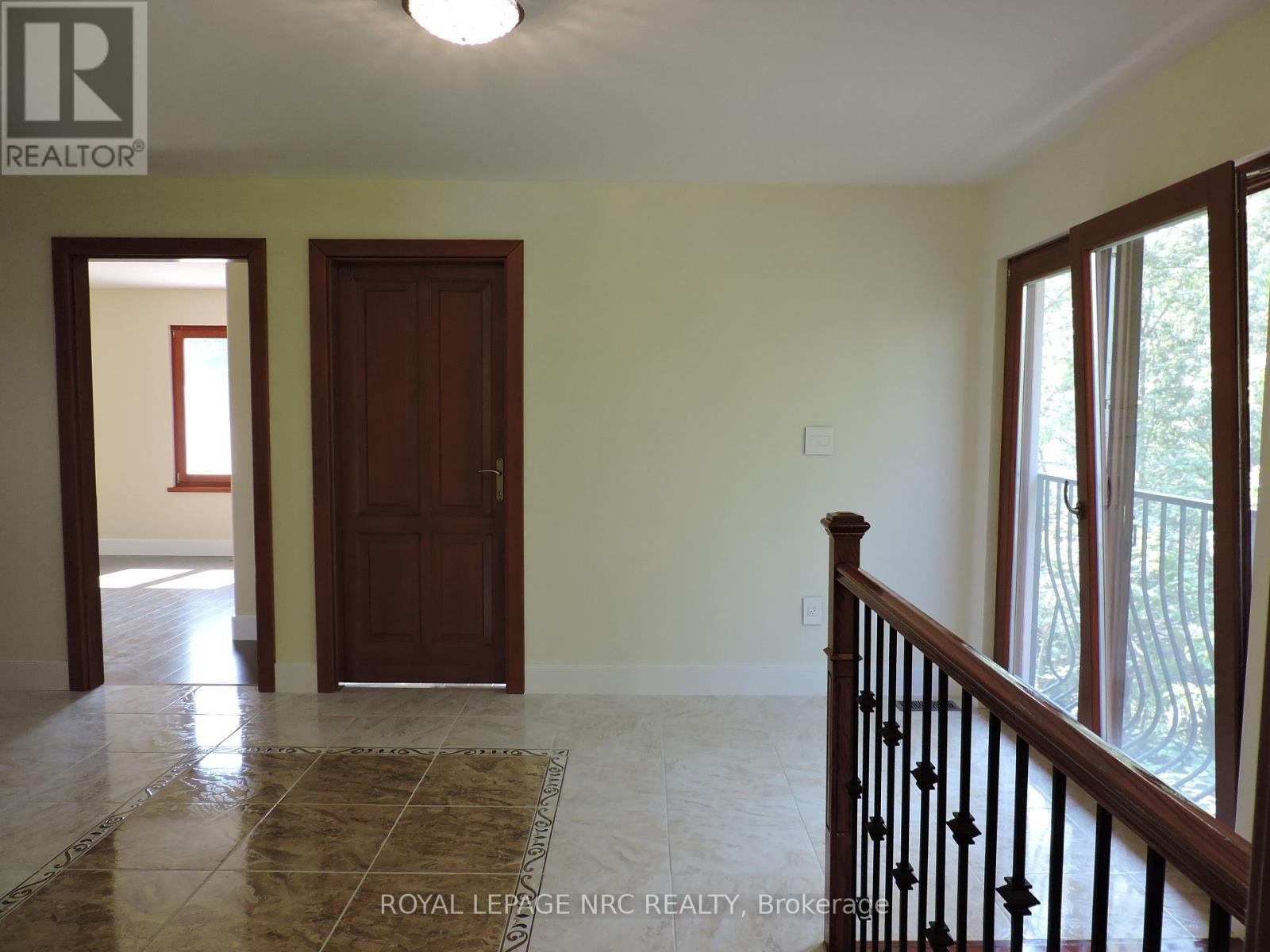












340 OXFORD AVENUE

,
Fort Erie (Crystal Beach),




Ontario
L0S1B0

