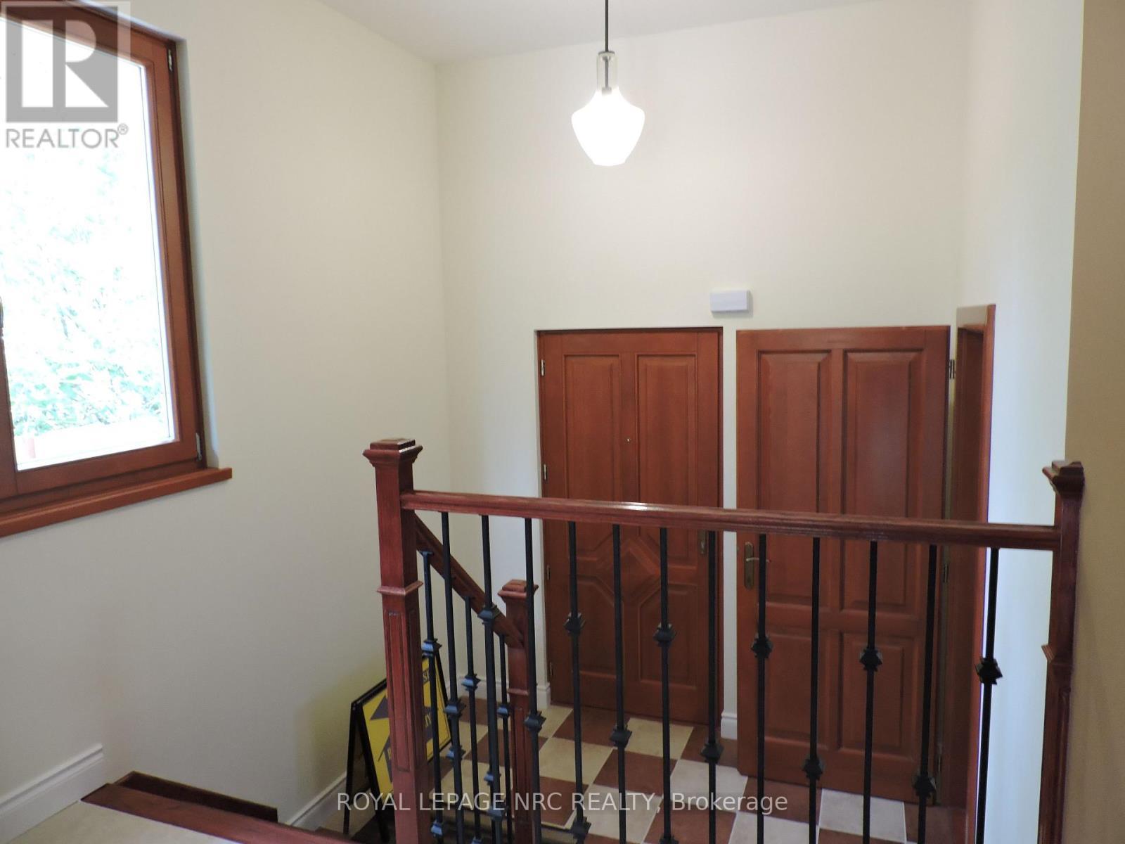 












340 OXFORD AVENUE

,
Fort Erie (Crystal Beach),




Ontario
L0S1B0

