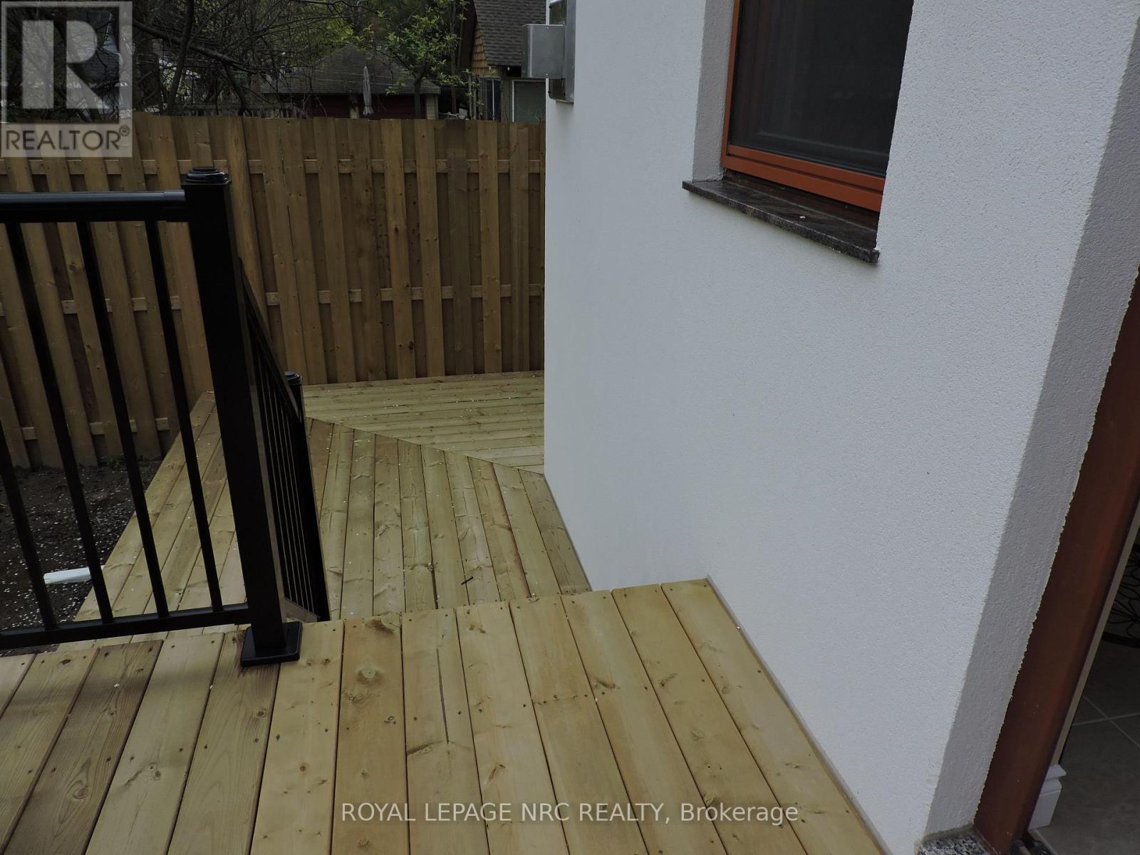 












340 OXFORD AVENUE

,
Fort Erie (Crystal Beach),




Ontario
L0S1B0

