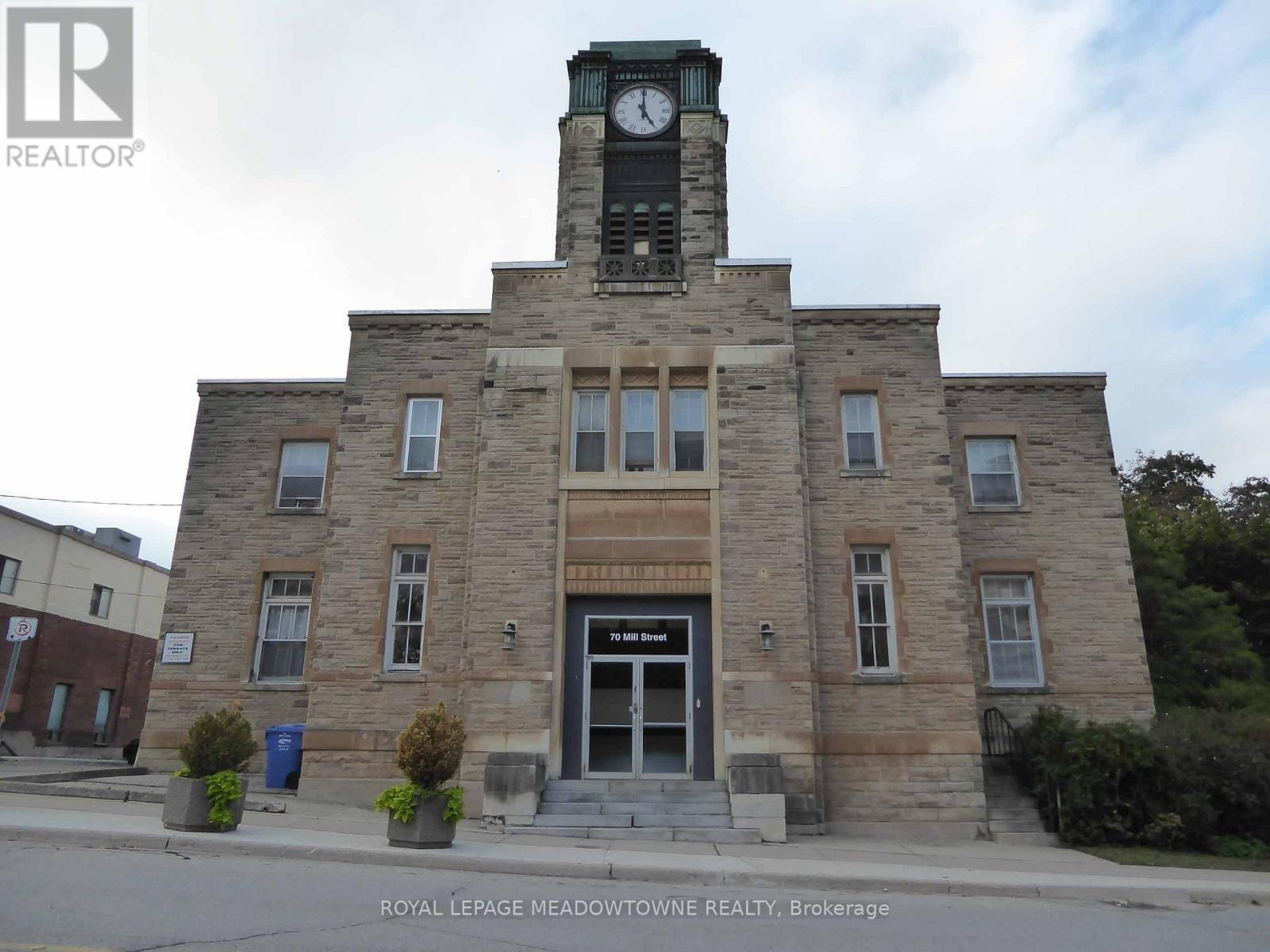 












10 - 70 MILL STREET

,
Halton Hills,




Ontario
L7G2C9

