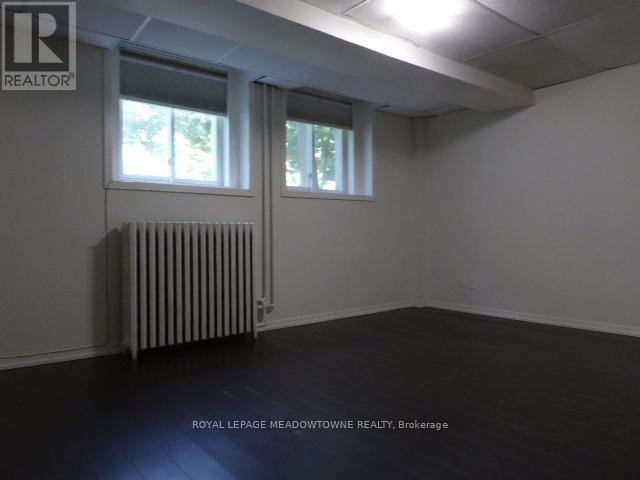 












10 - 70 MILL STREET

,
Halton Hills,




Ontario
L7G2C9

