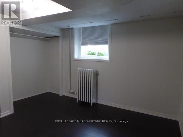 












10 - 70 MILL STREET

,
Halton Hills,




Ontario
L7G2C9

